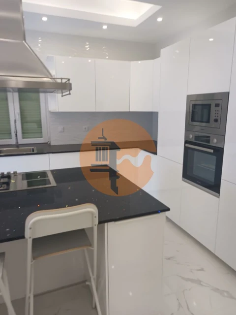 Moradia T5 para Venda em Portimão