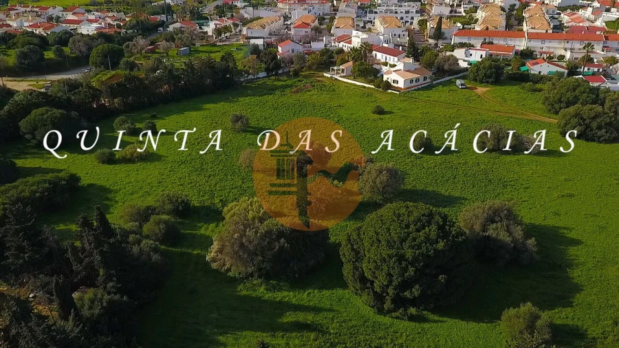 Quinta T4 para Venda em Vila Nova de Cacela Foto 4