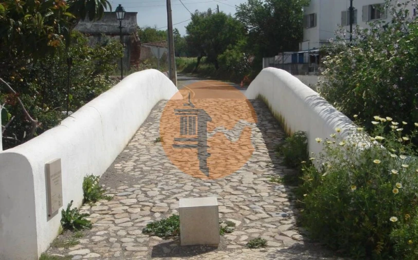 Terreno para Venda em Quelfes Foto 6
