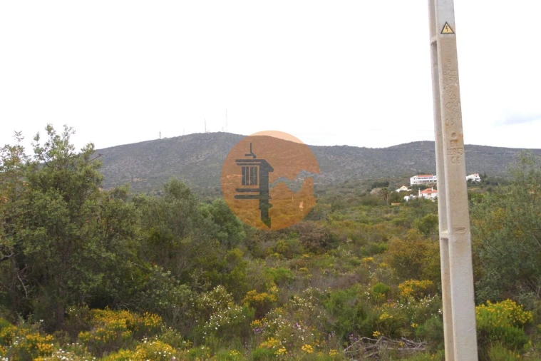 Terreno para Venda em Quelfes Foto 21