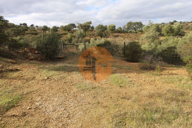 Terreno para Venda em Odeleite Foto 3