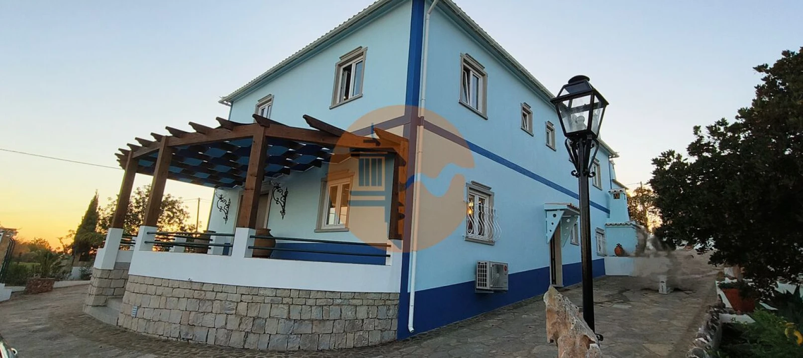 Moradia T5 para Venda em Loule (São Sebastião) Foto 11