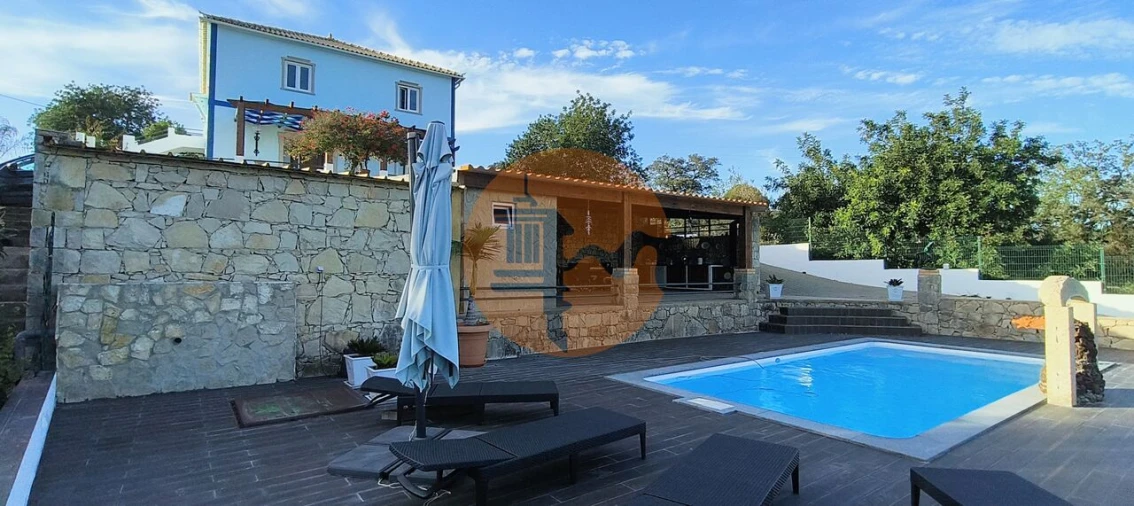 Moradia T5 para Venda em Loule (São Sebastião) Foto 6