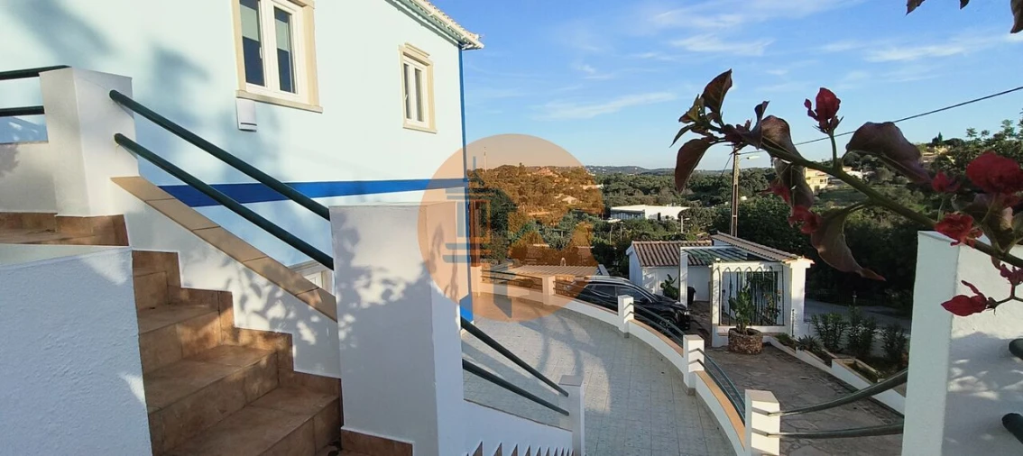 Moradia T5 para Venda em Loule (São Sebastião) Foto 37