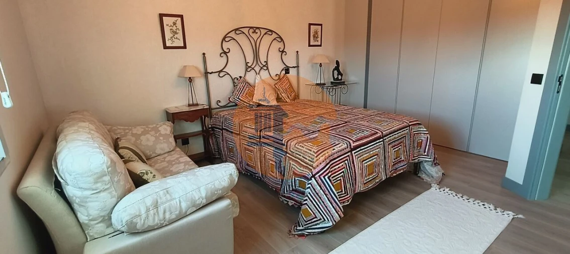 Moradia T5 para Venda em Loule (São Sebastião) Foto 28