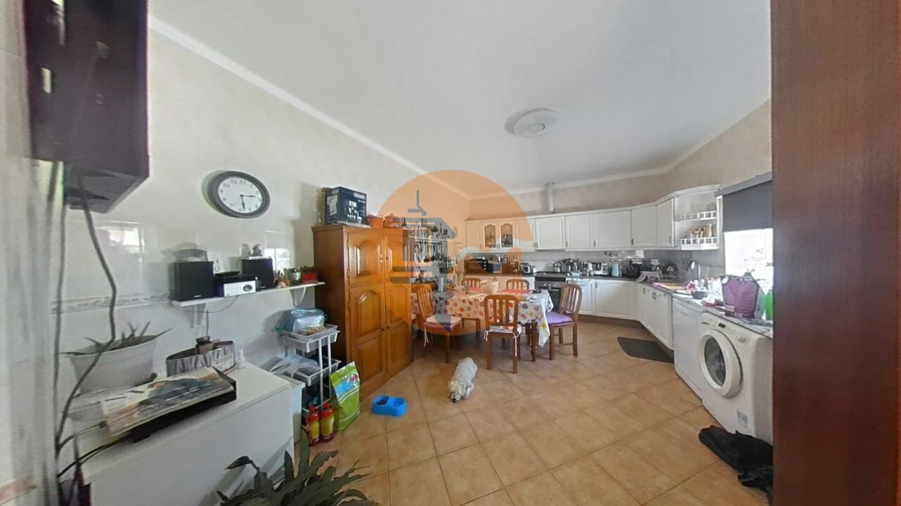 Moradia T3 para Venda em Boliqueime Foto 11