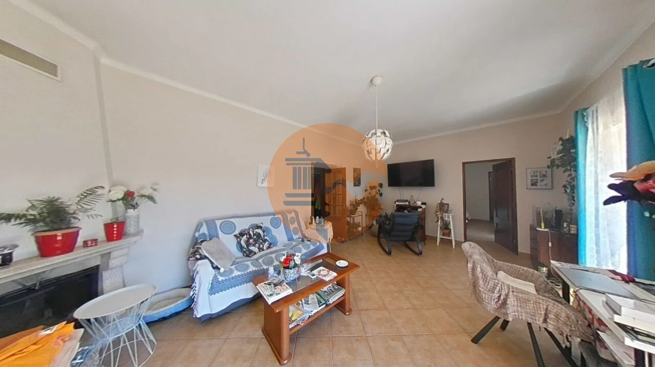 Moradia T3 para Venda em Boliqueime Foto 6