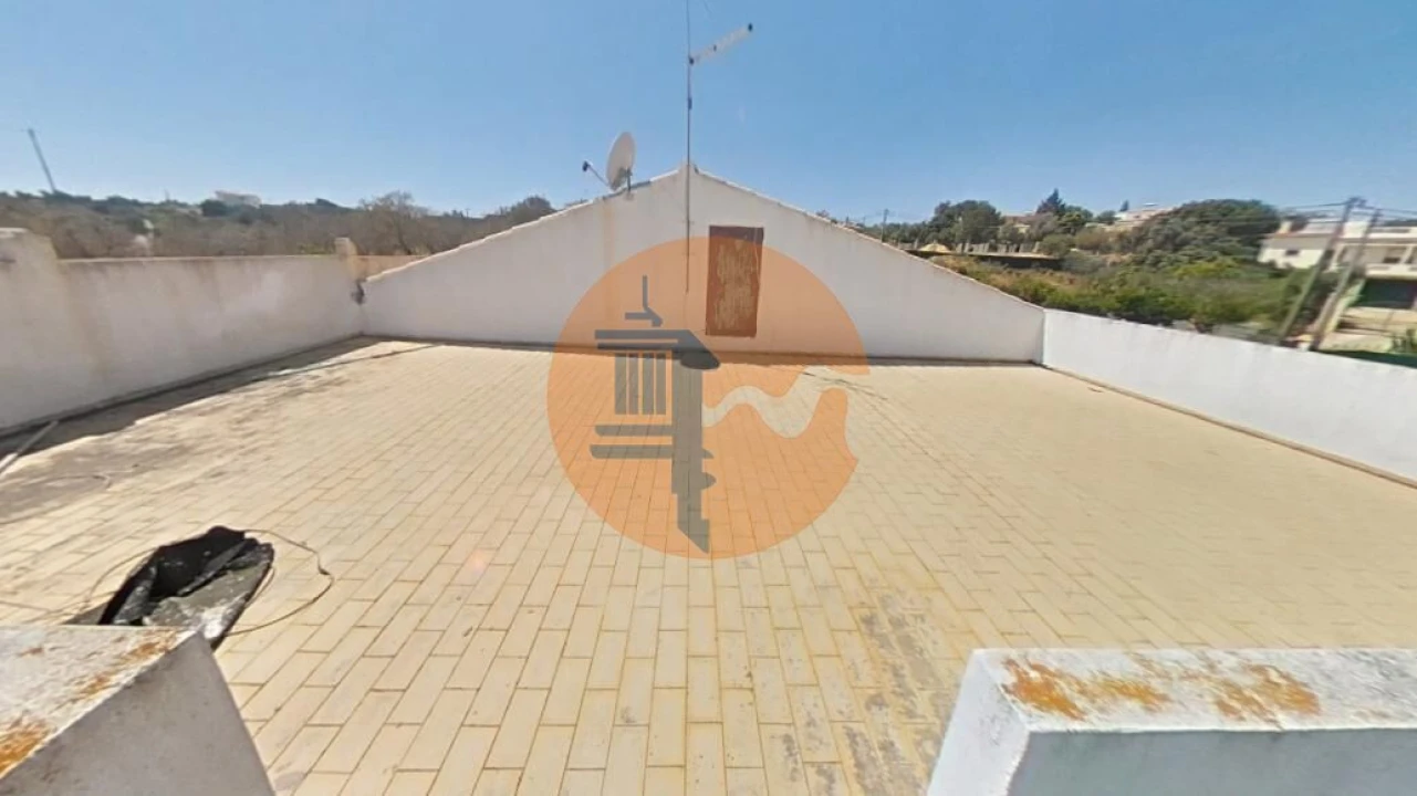 Moradia T3 para Venda em Boliqueime Foto 3