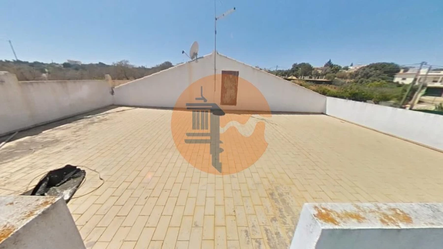 Moradia T3 para Venda em Boliqueime Foto 3