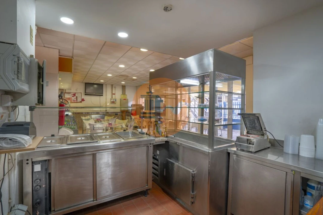 Armazém para Venda em Vila Real de Santo Antonio Foto 15