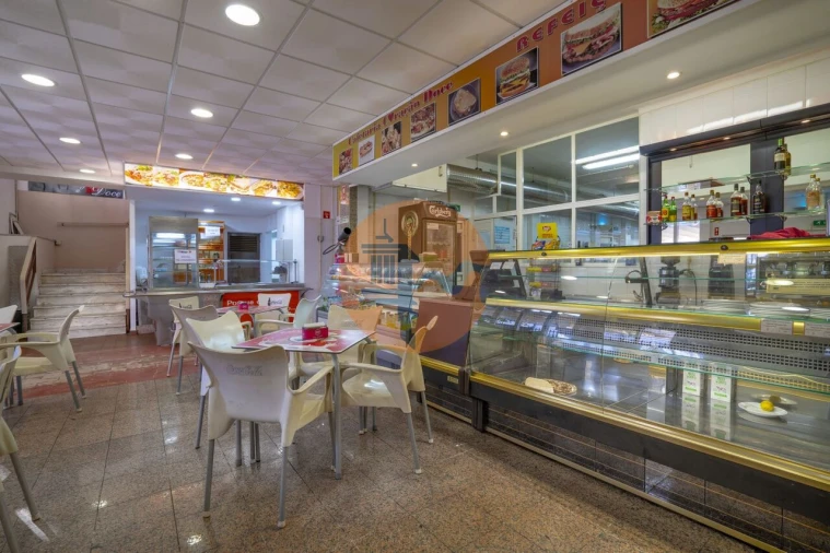 Armazém para Venda em Vila Real de Santo Antonio Foto 4