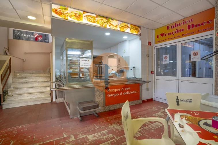 Armazém para Venda em Vila Real de Santo Antonio Foto 6