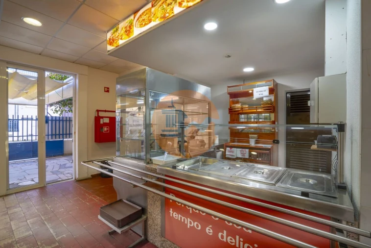 Armazém para Venda em Vila Real de Santo Antonio Foto 14