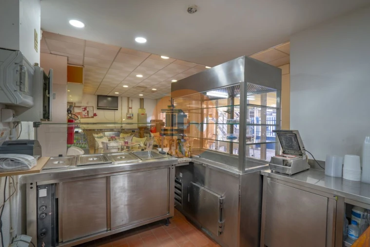 Armazém para Venda em Vila Real de Santo Antonio Foto 15