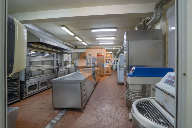 Armazém para Venda em Vila Real de Santo Antonio Foto 48