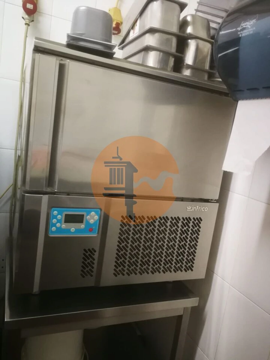 Armazém para Venda em Vila Real de Santo Antonio Foto 56