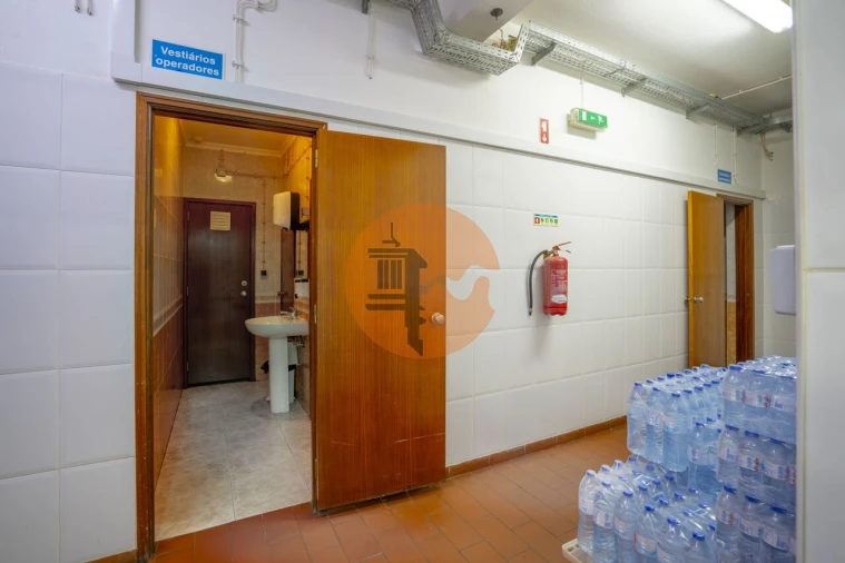 Armazém para Venda em Vila Real de Santo Antonio Foto 65