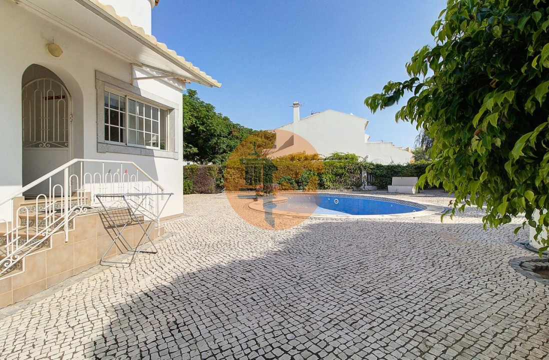 Moradia T4 para Venda em Altura Foto 10