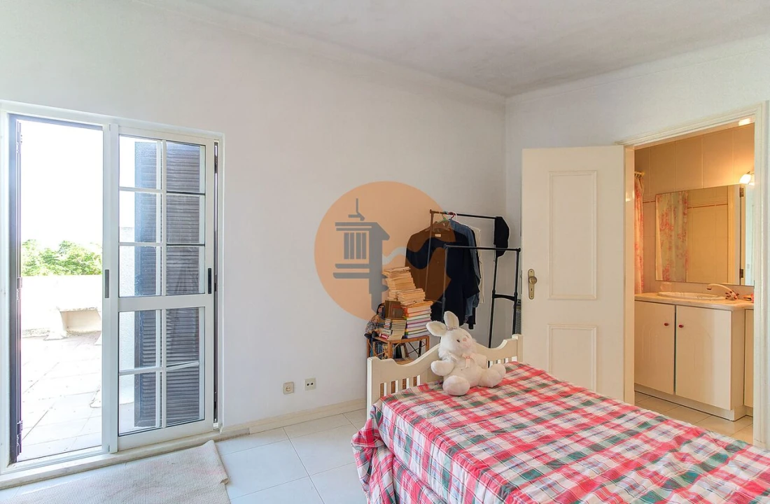 Moradia T4 para Venda em Altura Foto 43