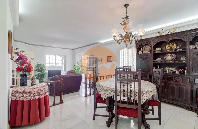 Moradia T4 para Venda em Altura Foto 17