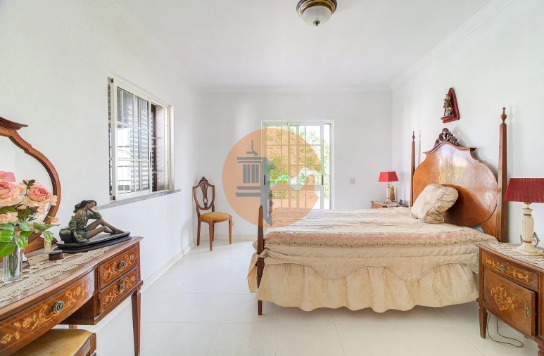 Moradia T4 para Venda em Altura Foto 31