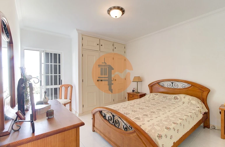 Moradia T4 para Venda em Altura Foto 35