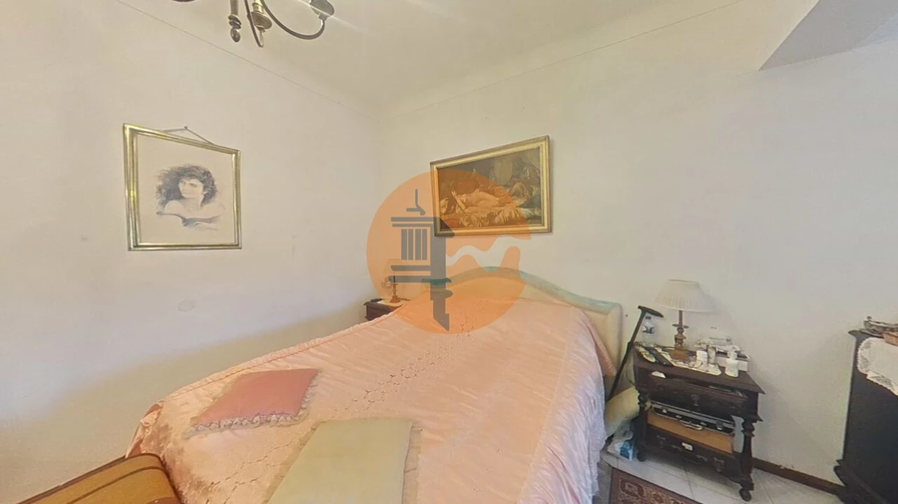 Moradia T2 para Venda em Santa Barbara de Nexe Foto 19