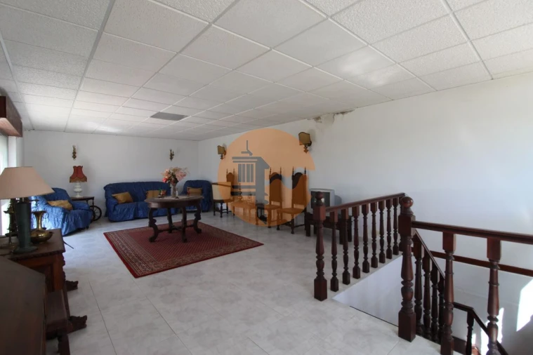 Moradia T2 para Venda em Santa Barbara de Nexe Foto 16