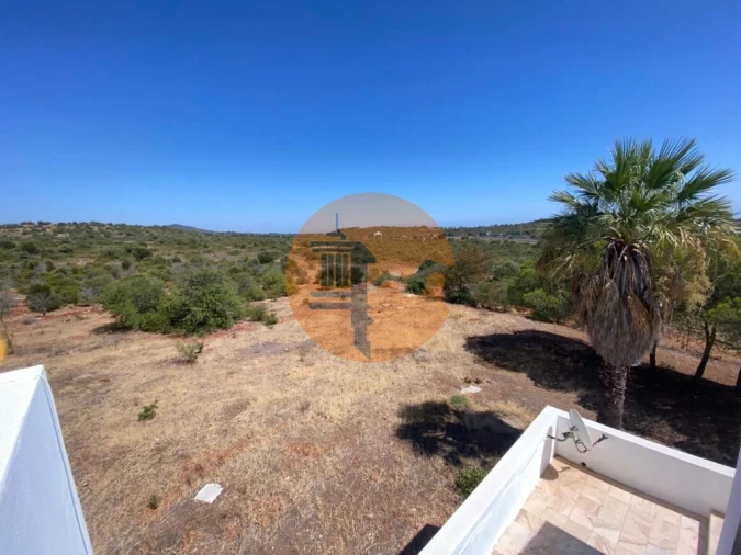 Moradia T2 para Venda em Santa Barbara de Nexe Foto 36