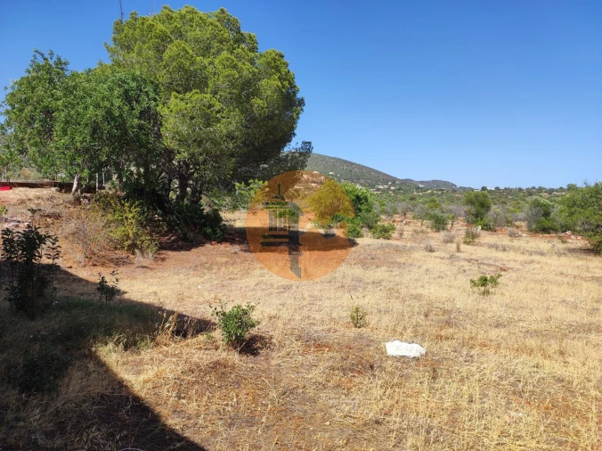 Moradia T2 para Venda em Santa Barbara de Nexe Foto 42