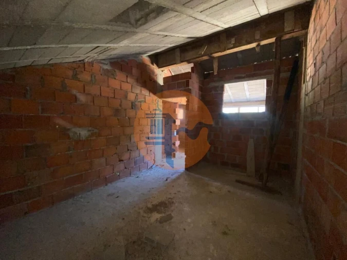 Moradia T2 para Venda em Santa Barbara de Nexe Foto 52