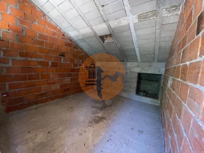 Moradia T2 para Venda em Santa Barbara de Nexe Foto 55