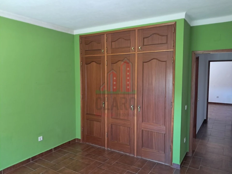 Moradia T3 para Venda em Serpins Foto 13