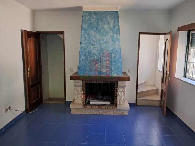 Moradia T3 para Venda em Serpins Foto 9