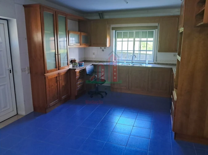 Moradia T3 para Venda em Serpins Foto 7