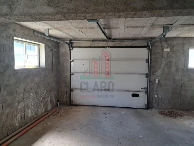 Moradia T3 para Venda em Serpins Foto 24