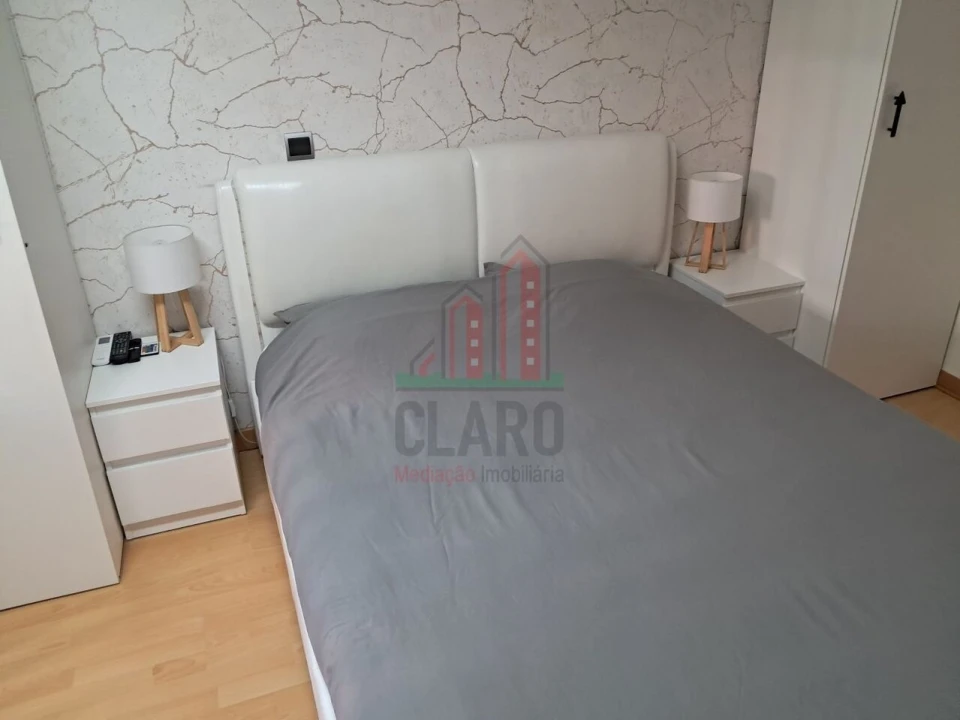 Moradia T5 para Venda em Tavarede Foto 24