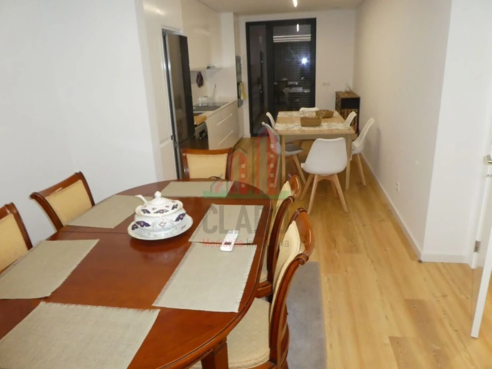 Apartamento T2 para Venda em Santo Antonio dos Olivais Foto 3