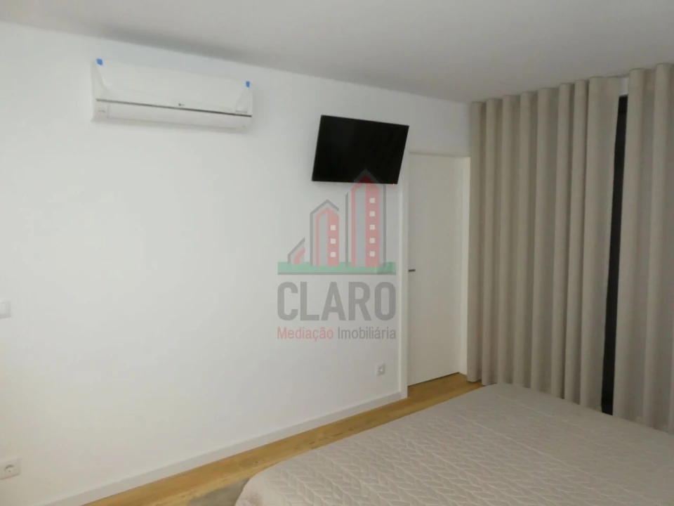 Apartamento T2 para Venda em Santo Antonio dos Olivais Foto 12