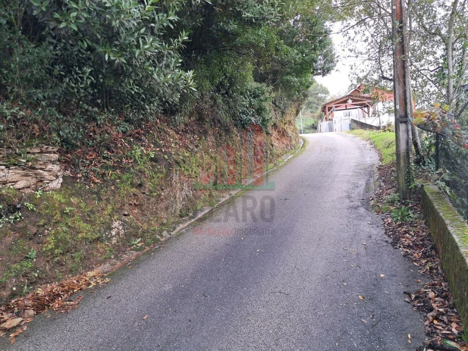Terreno para Venda em Ceira Foto 1