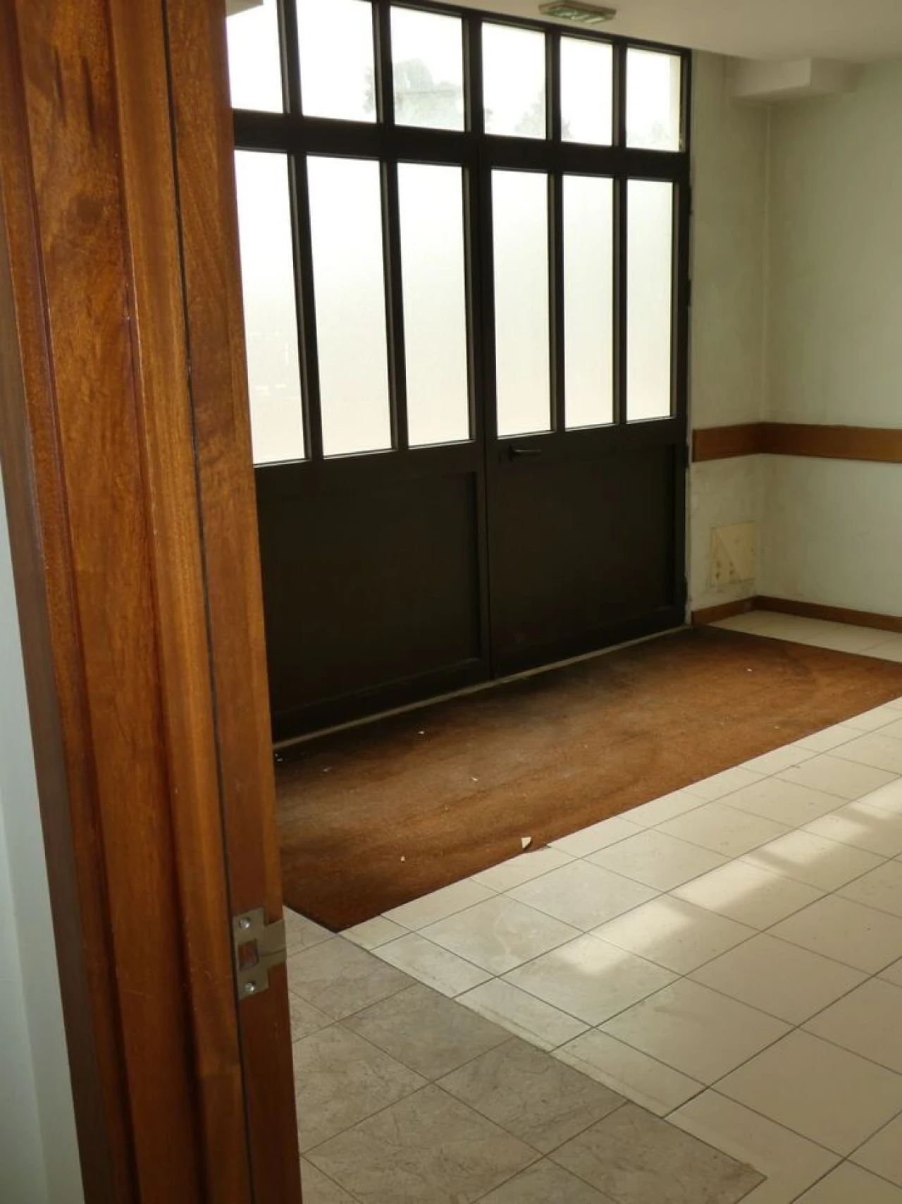 Garagem para Arrendamento em Eiras e São Paulo de Frades Foto 21