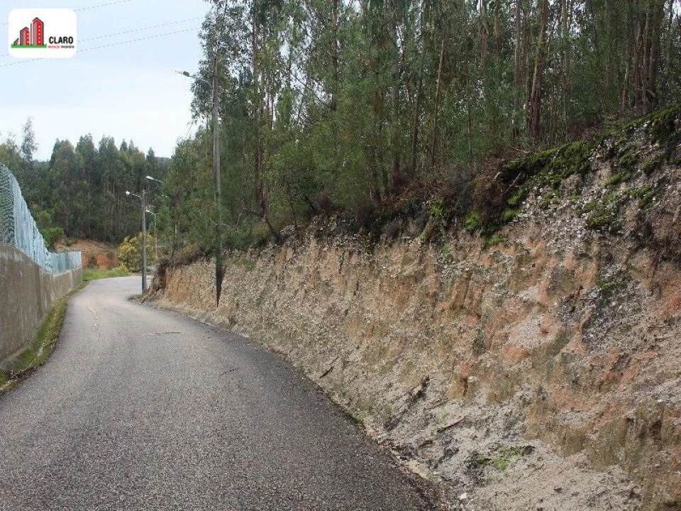Terreno para Venda em Assafarge e Antanhol Foto 1