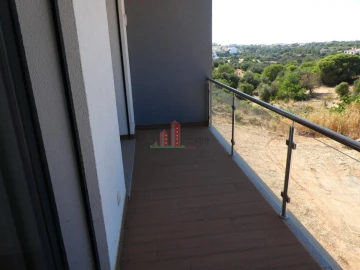 Moradia T4 para Venda em Albufeira e Olhos de Água