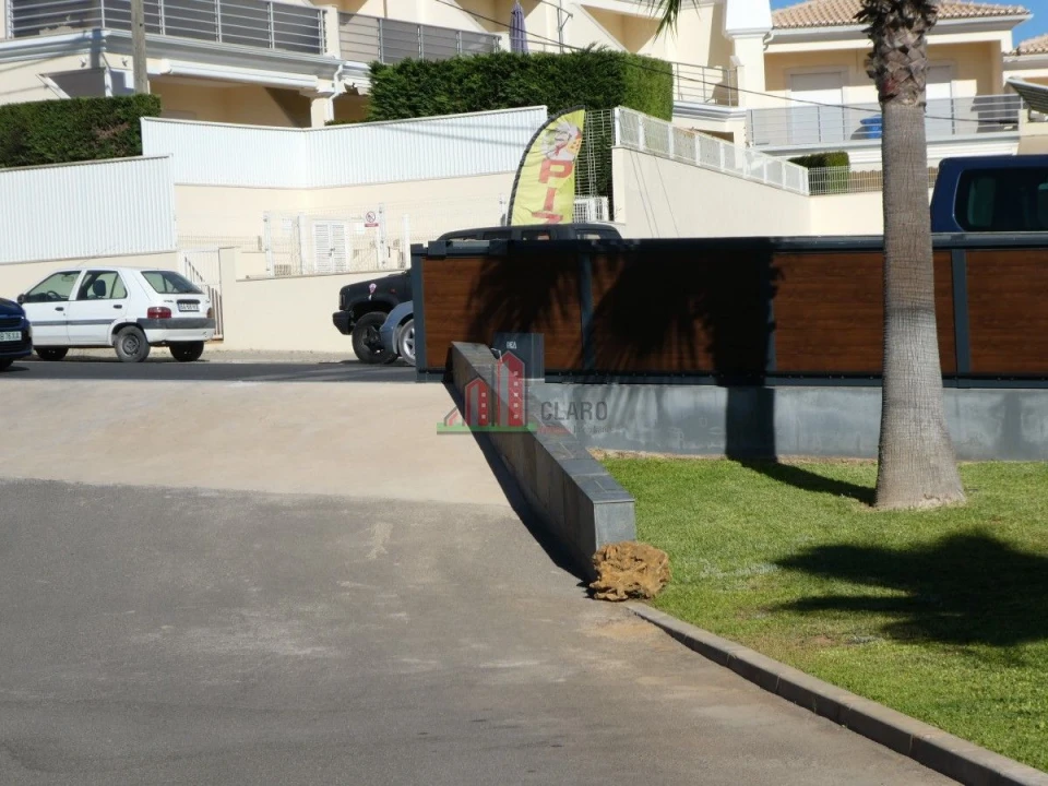 Moradia T4 para Venda em Albufeira e Olhos de Água Foto 50