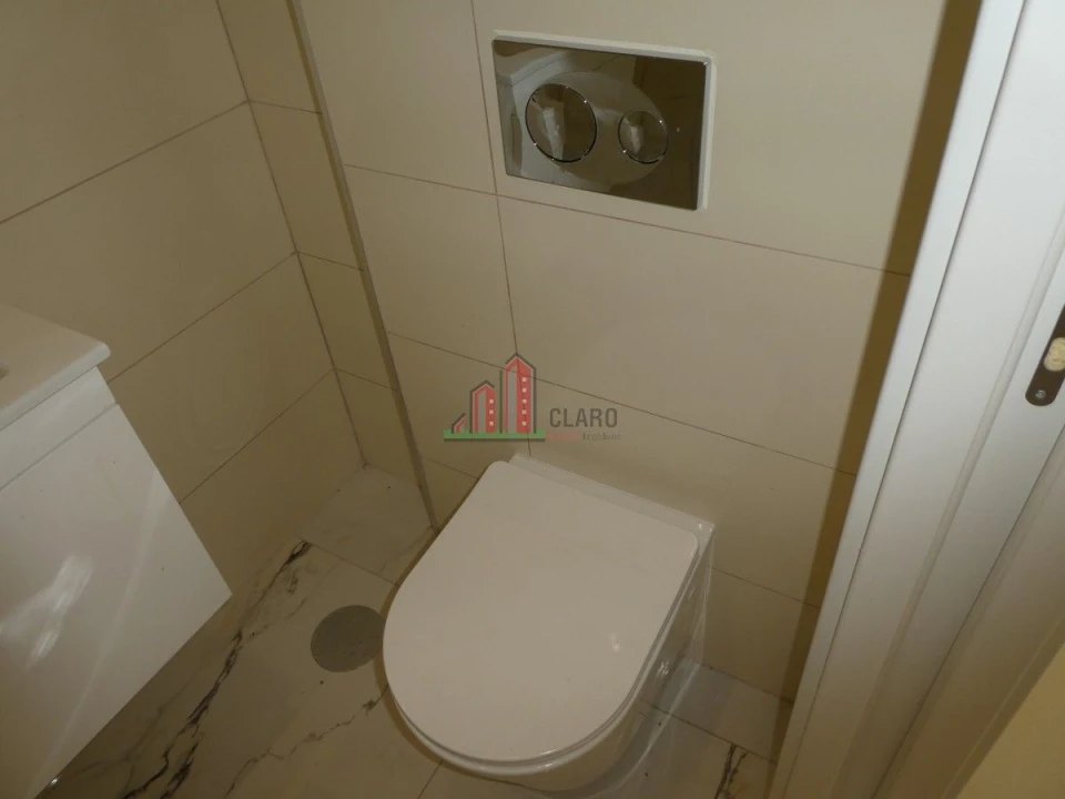 Moradia T4 para Venda em Albufeira e Olhos de Água Foto 35