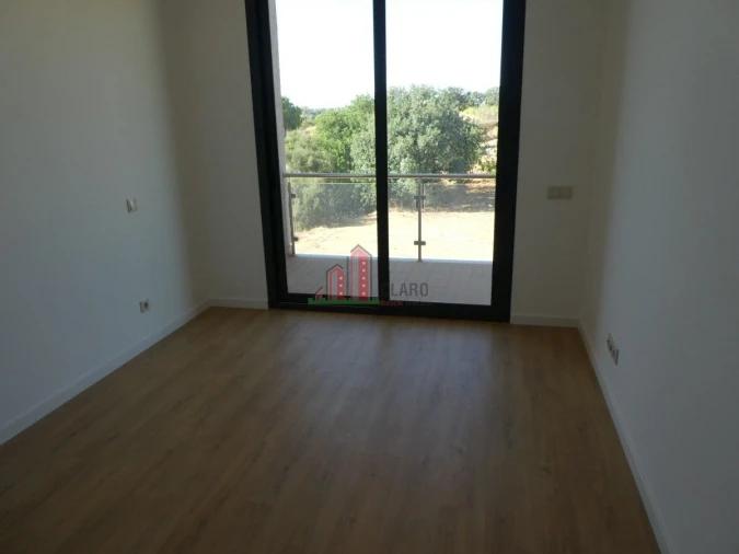 Moradia T4 para Venda em Albufeira e Olhos de Água Foto 21