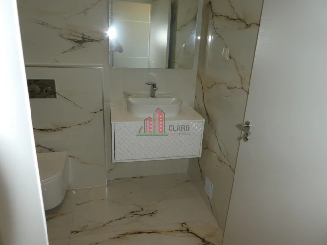 Moradia T4 para Venda em Albufeira e Olhos de Água Foto 38