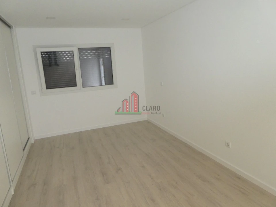 Moradia T3 para Venda em Arazede Foto 19