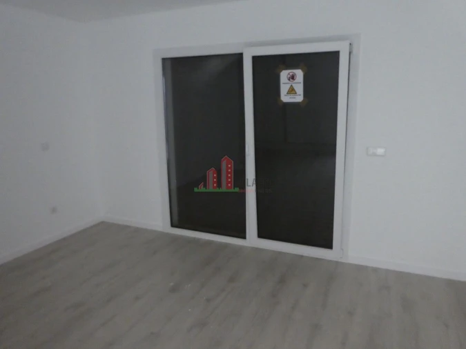 Moradia T3 para Venda em Arazede Foto 17