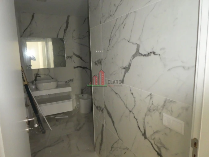 Moradia T3 para Venda em Arazede Foto 21